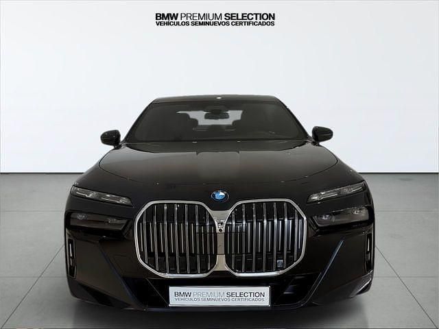 Usado BMW 750e Shadowline 2025 Berlina