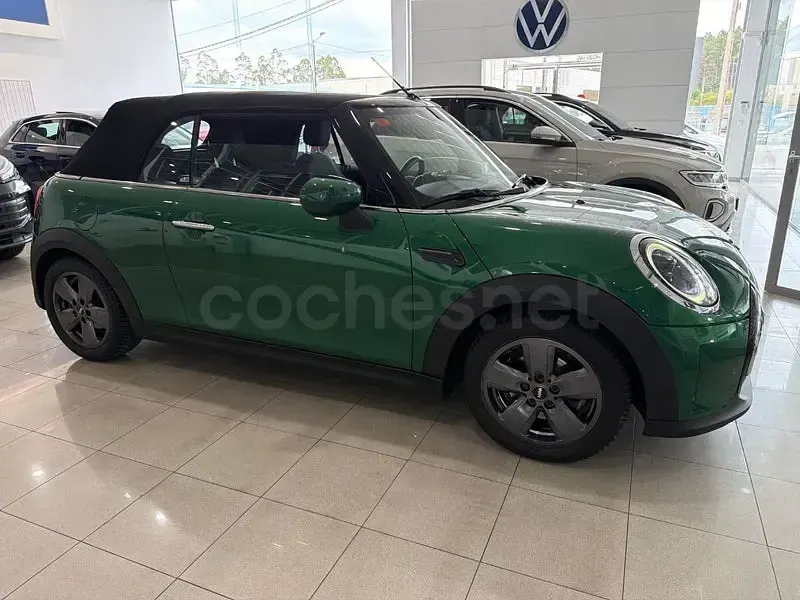 Usado Mini Cooper Cabriolet 136 CV (100 kW) 2021 Verde Descapotable