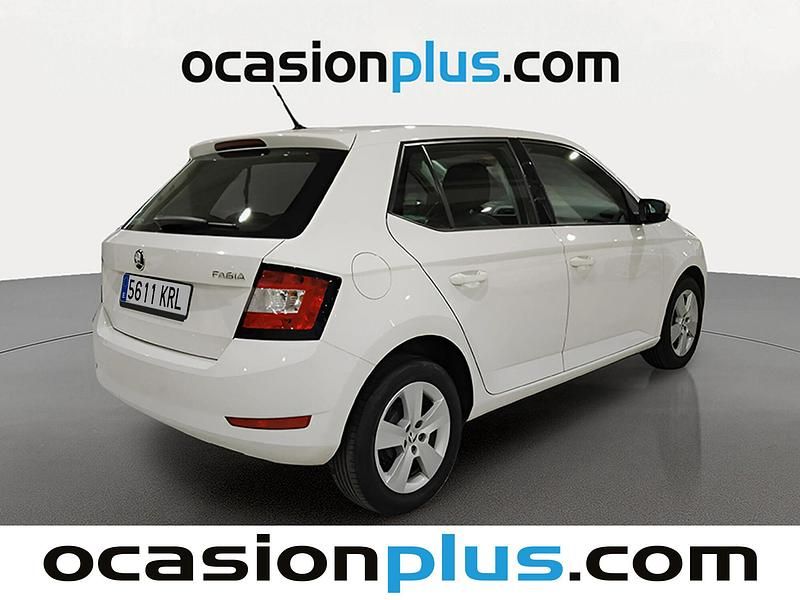 Usado Skoda Fabia 95 CV (69 kW) 2018 Blanco Berlina