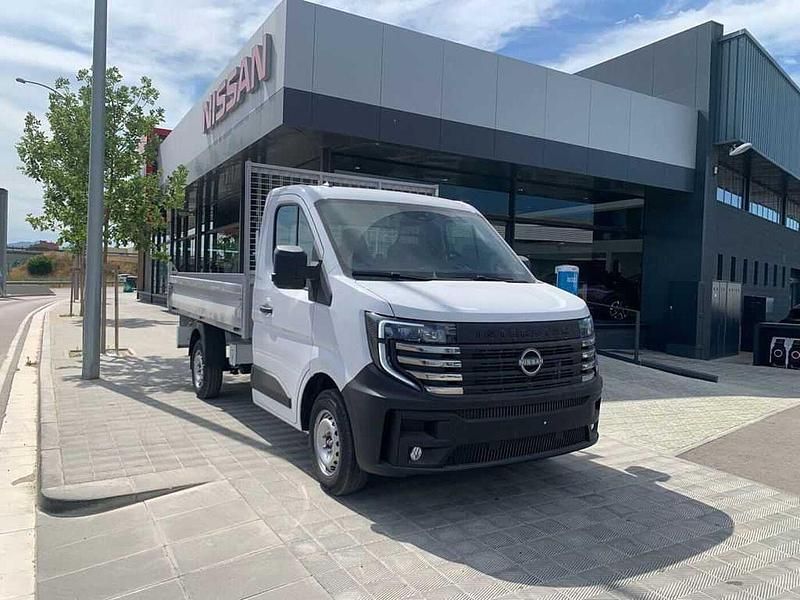Blanco Nuevo 2025 Nissan Interstar S Van | 42.550 € - Imagen 1/4