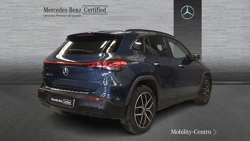 Usado Mercedes EQA250 AMG line 139 kW (190 CV) 2021 Denim blue  metallic paint SUV