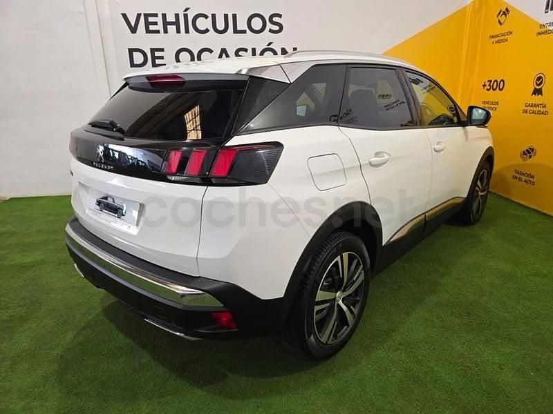 Käytetty Peugeot 3008 Allure 130 HP (95 kW) 2018 Valkoinen Katumaasturi