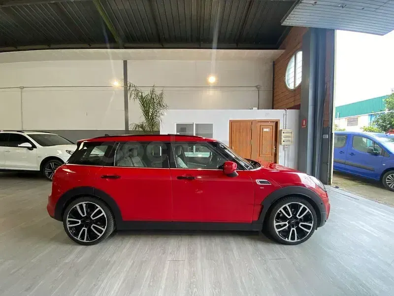 Usado Mini Cooper Clubman 136 CV (100 kW) 2022 Rojo Familiar