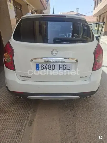 Usado SsangYong Korando Premium Plus 175 CV (128 kW) 2011 Blanco SUV