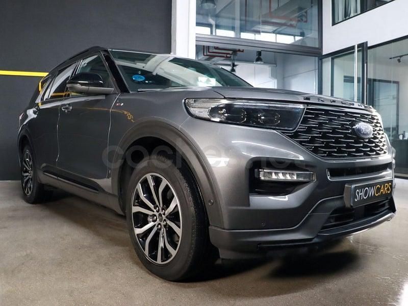 Usado Ford Explorer ST-Line 457 CV (336 kW) 2023 Gris / plata SUV