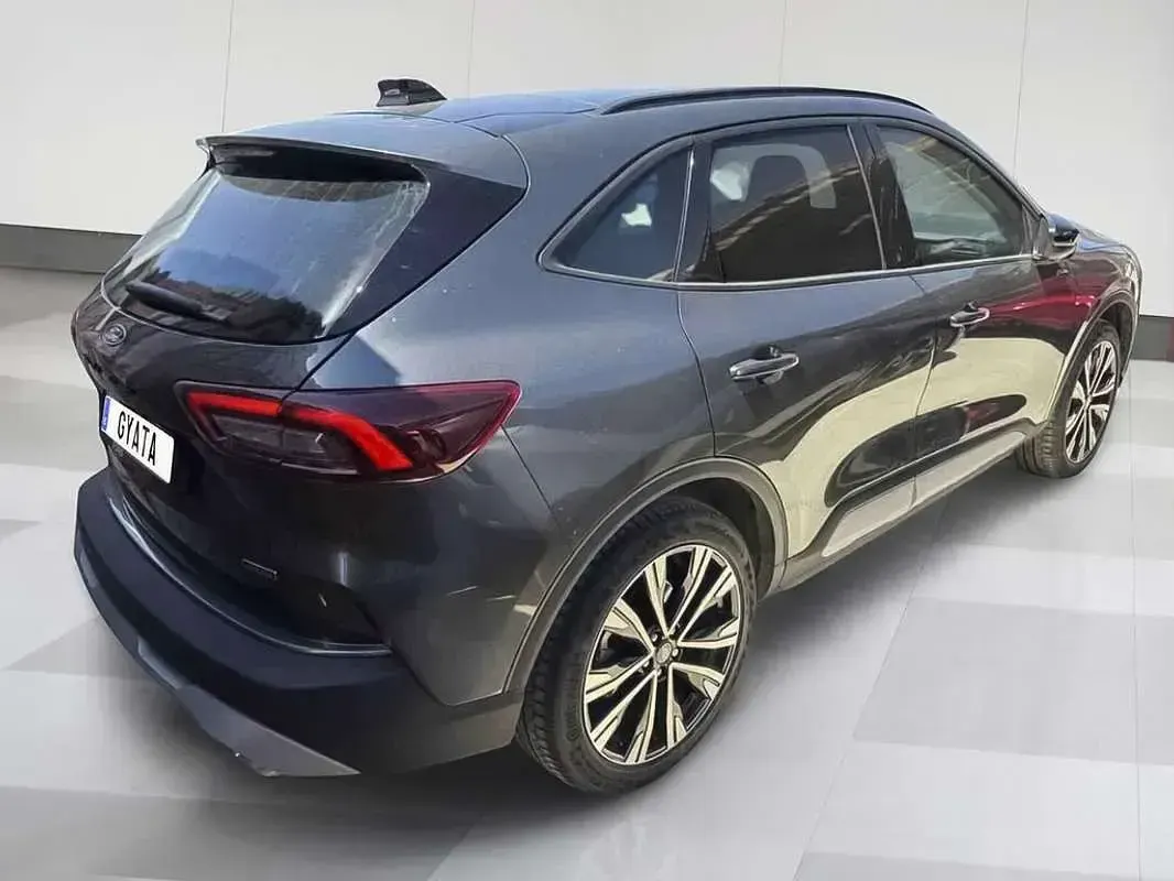 Usado Ford Kuga Active X 243 CV (178 kW) 2025 Gris SUV