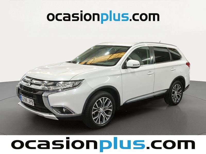 Usado Mitsubishi Outlander Motion 150 CV (110 kW) 2016 SUV