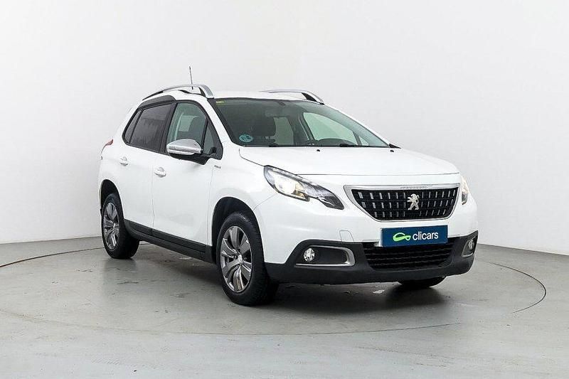 Usado Peugeot 2008 Style 100 CV (73 kW) 2019 Blanco SUV