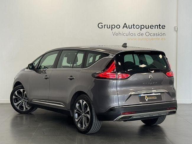 Usado Renault Espace Zen 160 CV (117 kW) 2021 Gris / plata Monovolumen
