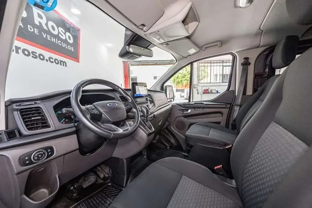 Usado Ford Transit Custom Trend 126 CV (92 kW) 2021 Gris Familiar