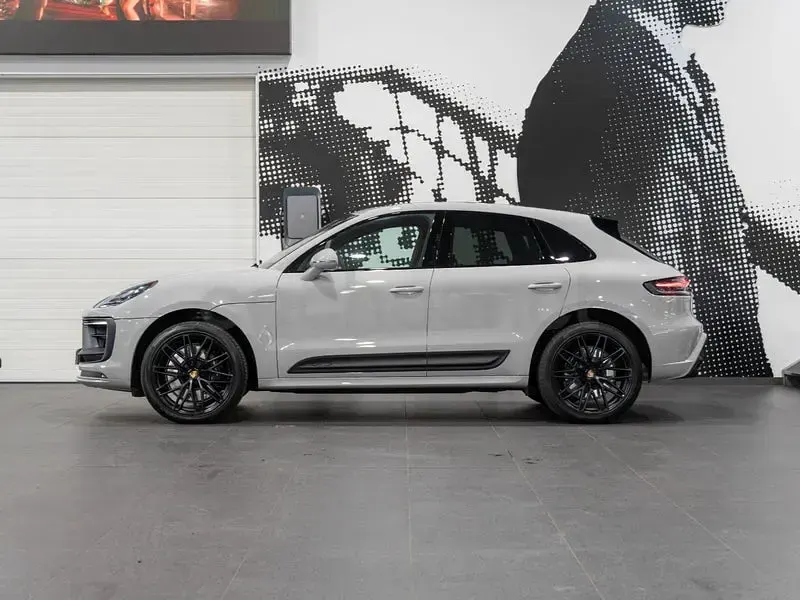 Usado Porsche Macan GTS 440 CV (323 kW) 2023 Gris / plata SUV