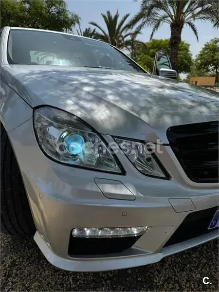 Usado Mercedes C220 Executive 170 CV (125 kW) 2010 Gris / plata Berlina