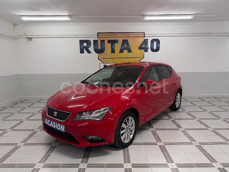Rojo Usado 2016 Seat Leon Reference Berlina | 6290 € (Buen precio) - Imagen 1/4