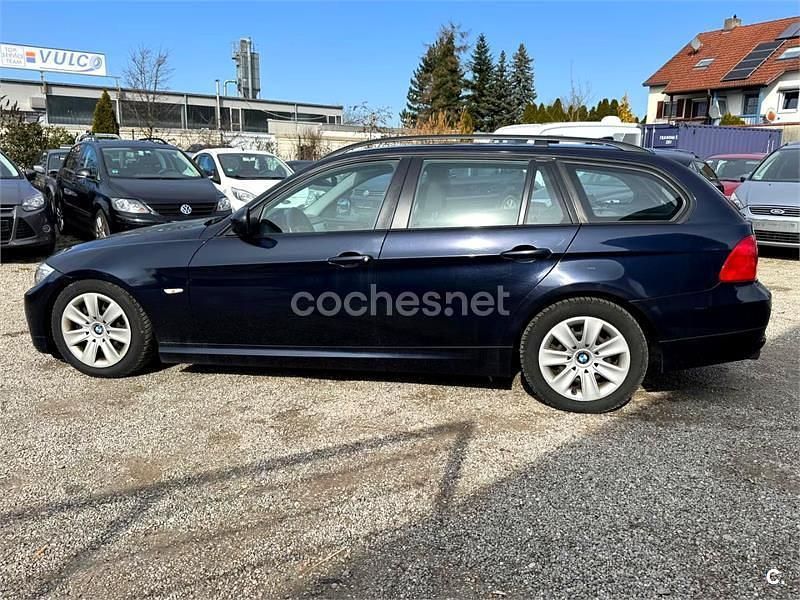 Usado BMW 320 170 CV (125 kW) 2009 Negro Familiar