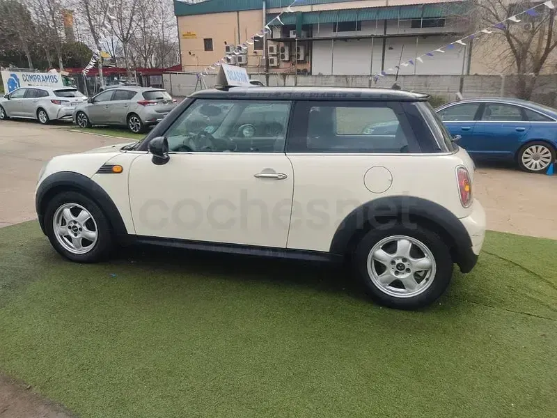 Usado Mini ONE 95 CV (69 kW) 2009 Blanco Utilitario