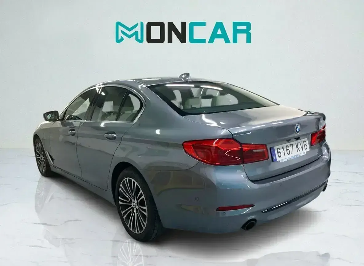 Usado BMW 520 Comfort Edition 190 CV (139 kW) 2019 Gris / plata Berlina