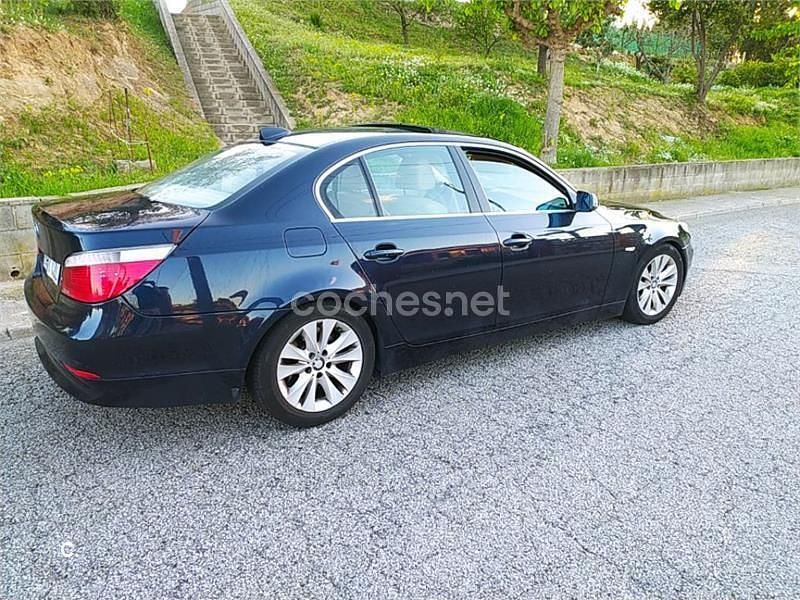 Occasion BMW 545 333 PK (244 kW) 2004 Blauw Sedan