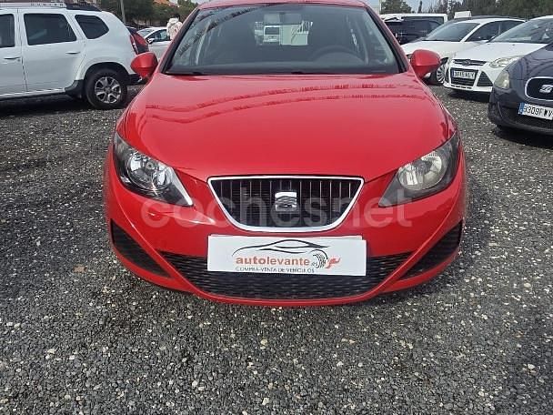 Usado Seat Ibiza Sport 105 CV (77 kW) 2011 Rojo Berlina