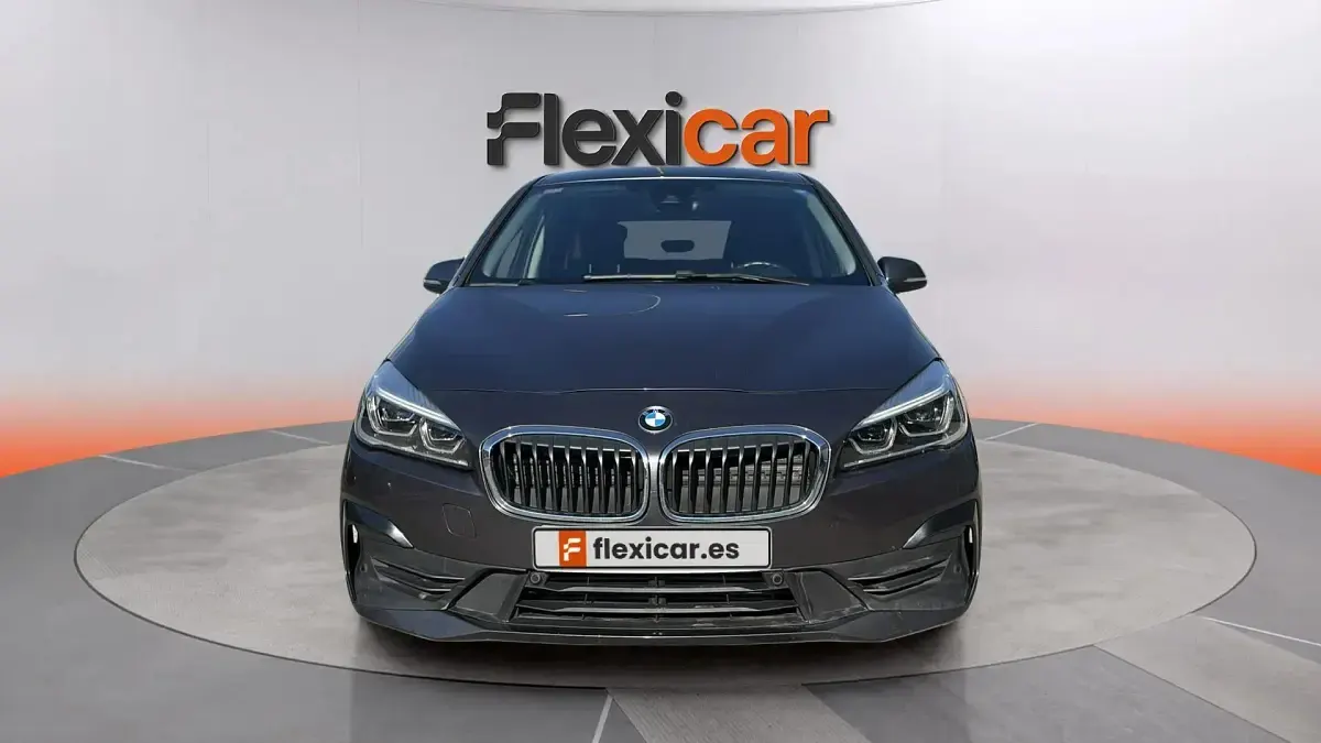 Usado BMW 216 Active Tourer 109 CV (80 kW) 2021 Gris Monovolumen