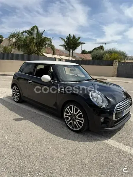Usado Mini Cooper D 116 CV (85 kW) 2017 Negro Utilitario