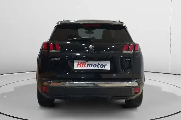 Usado Peugeot 3008 Allure 182 CV (133 kW) 2020 Negro SUV