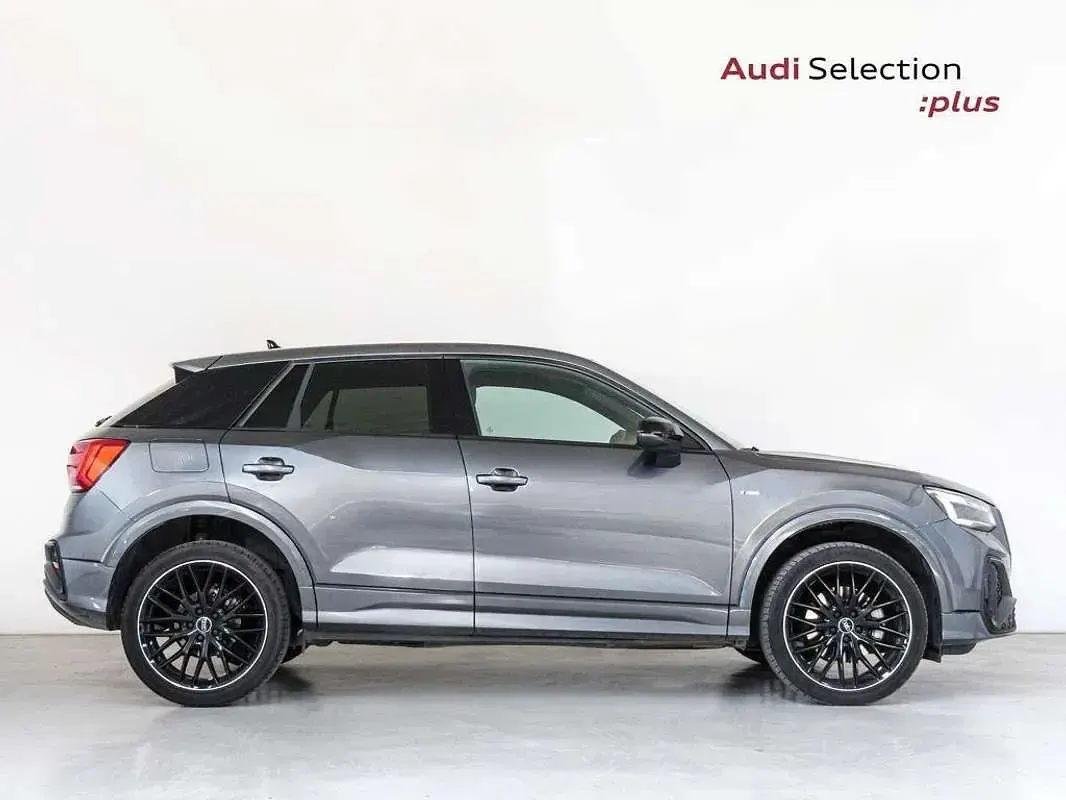 Usado Audi Q2 150 CV (110 kW) 2025 Gris SUV