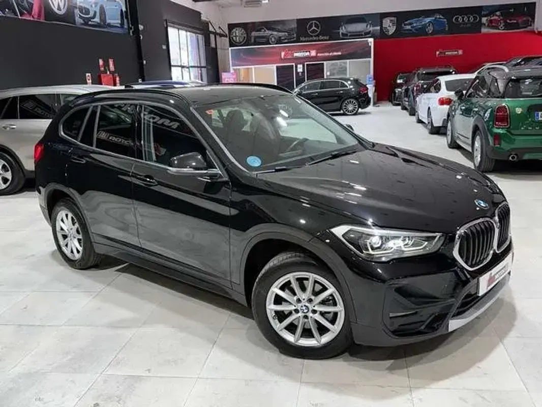 Usado BMW X1 150 CV (110 kW) 2021 Negro SUV