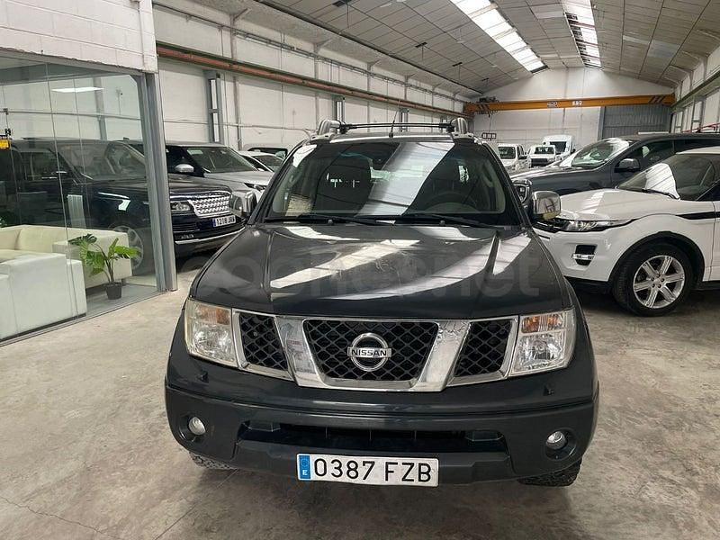 Usado Nissan Navara SE 171 CV (125 kW) 2006 Gris / plata Recogida