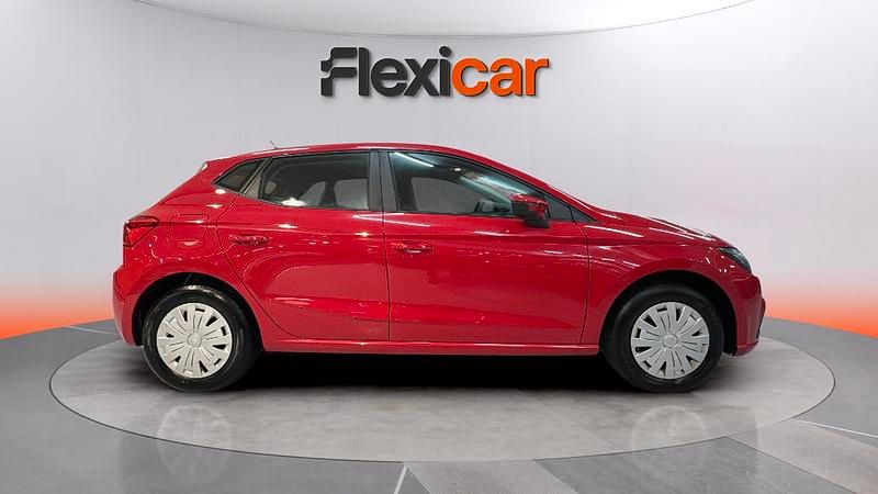 Usado Seat Ibiza Reference 80 CV (58 kW) 2022 Rojo Utilitario
