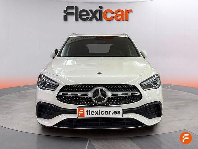 Usado Mercedes GLA200 150 CV (110 kW) 2024 Blanco SUV