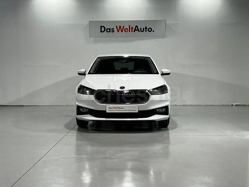 Usado Skoda Fabia Ambition 95 CV (69 kW) 2022 Blanco Utilitario