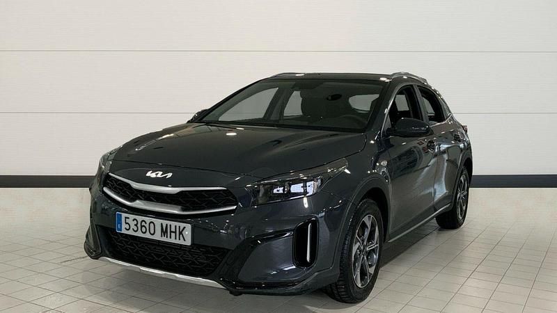 Usado Kia XCeed 120 CV (88 kW) 2023 Oscuro SUV