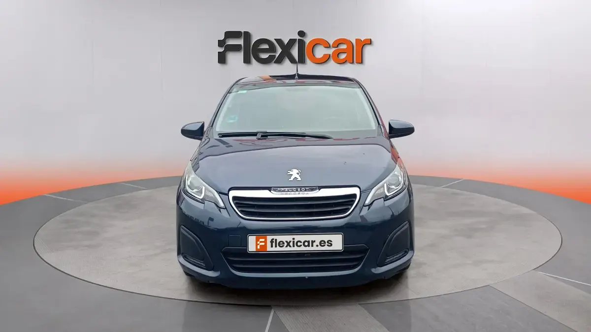Usado Peugeot 108 Allure 82 CV (60 kW) 2018 Azul Utilitario