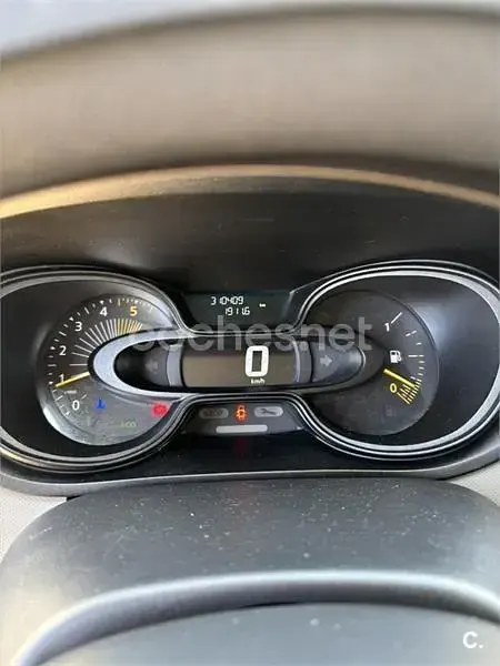 Usado Renault Trafic Equilibre 110 CV (80 kW) 2021 Blanco Monovolumen