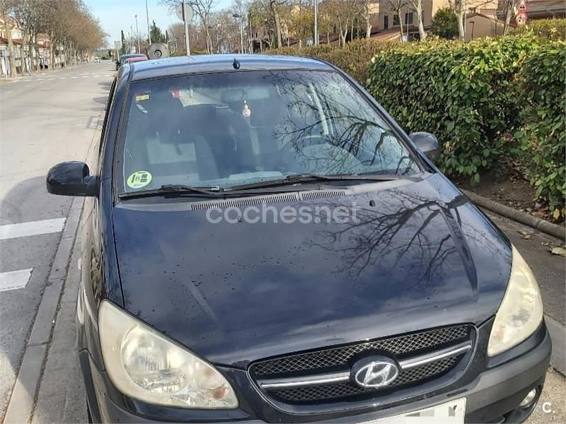 Usado Hyundai Getz 88 CV (64 kW) 2006 Negro Utilitario