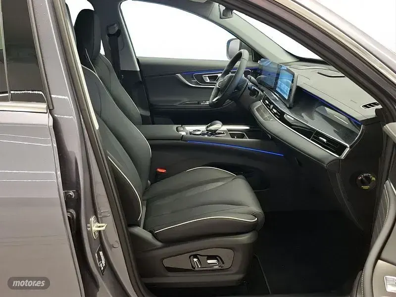 Usado Ebro s700 Luxury 147 CV (108 kW) 2026 Gris SUV