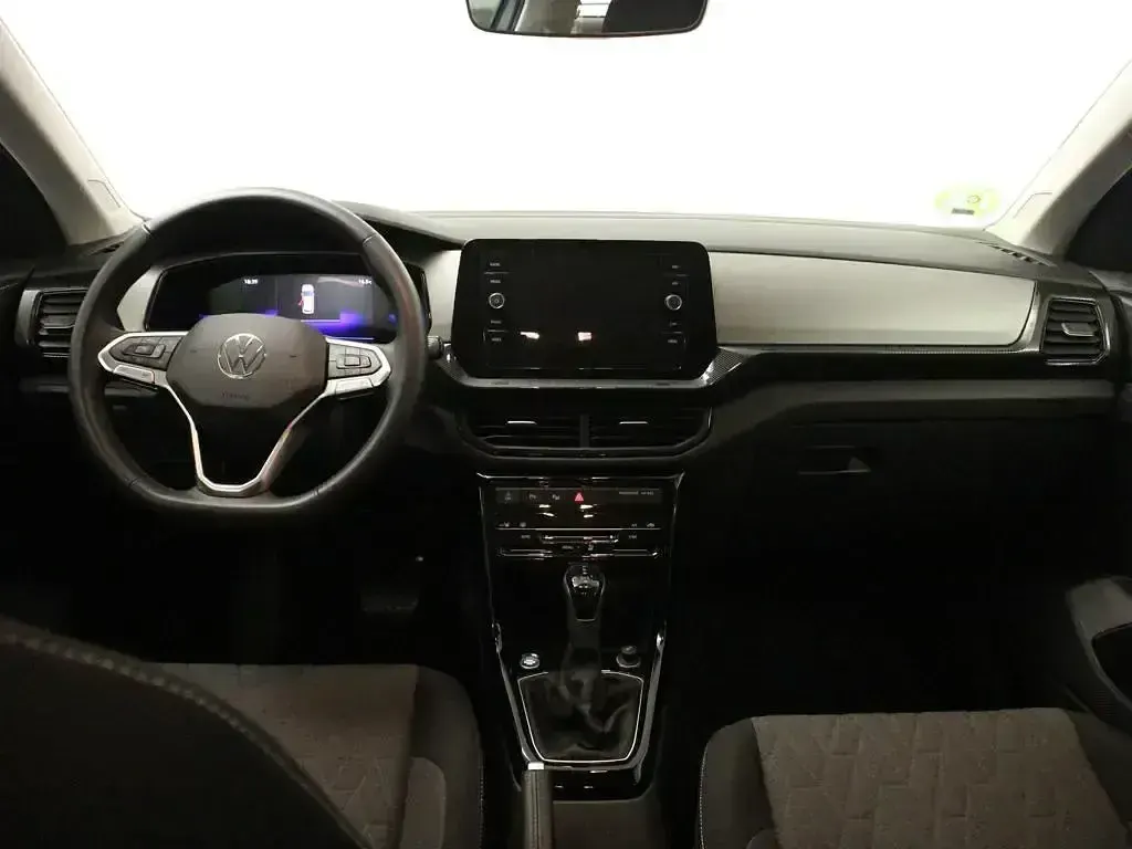 Usado VW T-Cross 115 CV (84 kW) 2025 Gris SUV