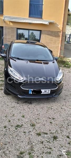 Usado Ford Fiesta Trend 75 CV (55 kW) 2016 Negro Berlina