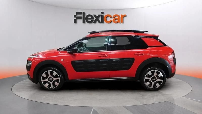 Usado Citroën C4 Feel 82 CV (60 kW) 2017 Rojo Berlina