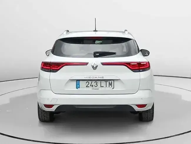 Usado Renault Mégane IV Zen 115 CV (84 kW) 2021 Blanco Familiar