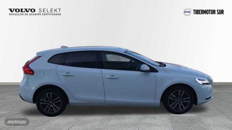 Usado Volvo V40 Momentum 120 CV (88 kW) 2017 Blanco Familiar