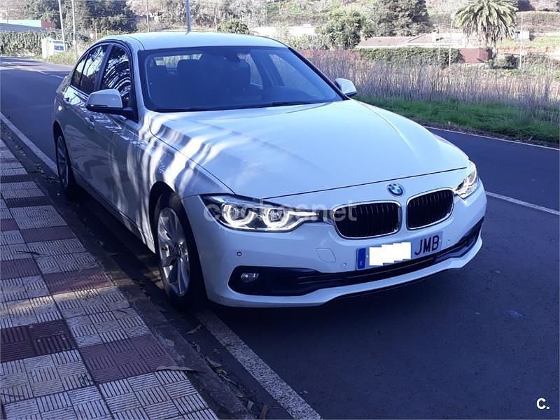 Usado BMW 318 Comfort Edition 150 CV (110 kW) 2016 Blanco Berlina