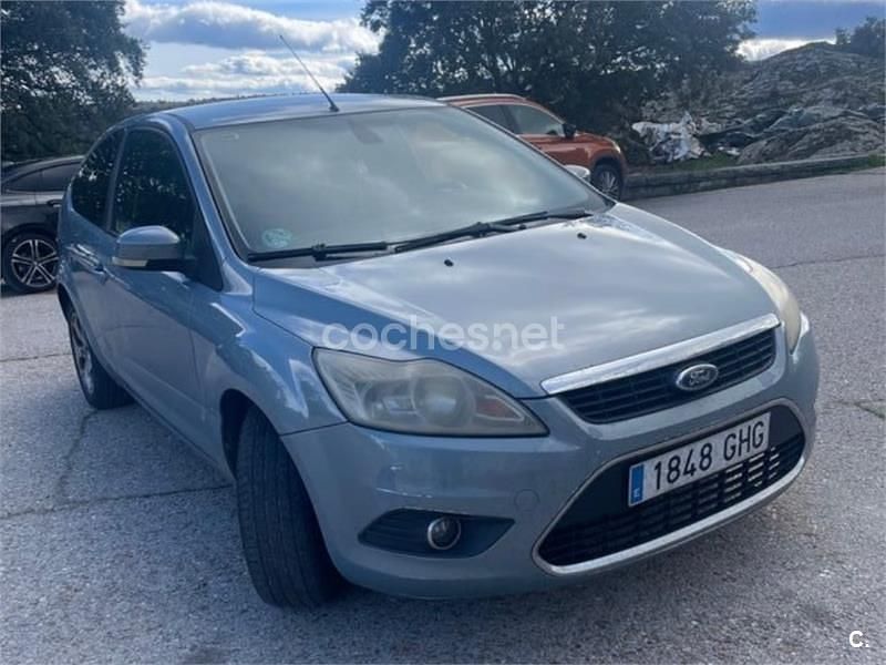 Używany Ford Focus Trend 100 KM (73 kW) 2008 Niebieski Sedan/Limuzyna