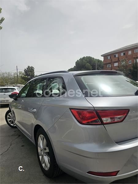 Usado Seat Leon ST Reference 115 HP (84 kW) 2019 Cinzento Carrinha