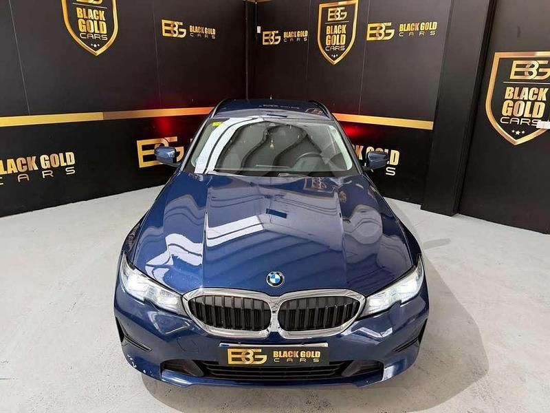 Usado BMW 318 Comfort Edition 150 CV (110 kW) 2020 Azul Familiar