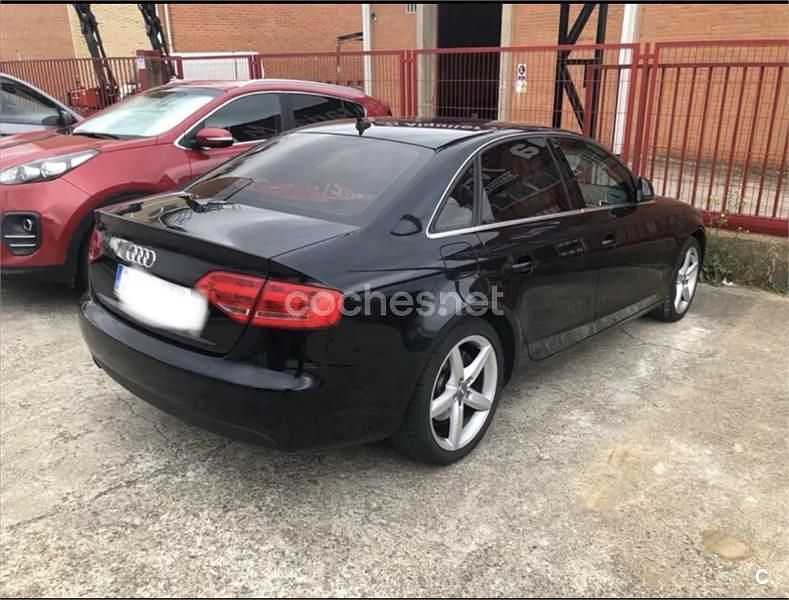 Usado Audi A4 160 CV (117 kW) 2008 Negro Berlina
