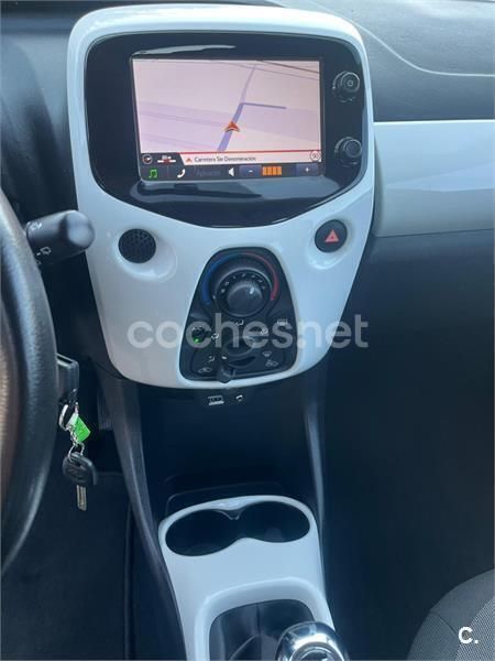 Blanco Usado 2017 Toyota Aygo X-cite Utilitario | 9000 € (Buen precio) - Imagen 1/4