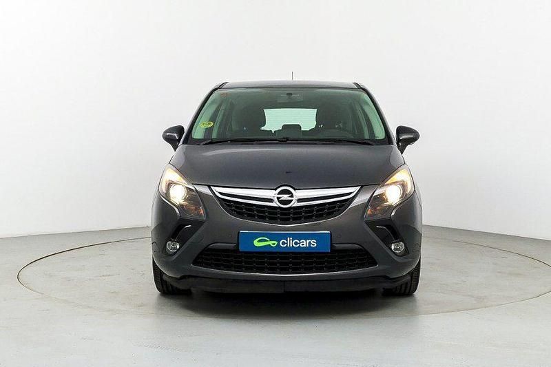 Usado Opel Zafira Tourer Expression 131 CV (96 kW) 2014 Gris / plata Monovolumen