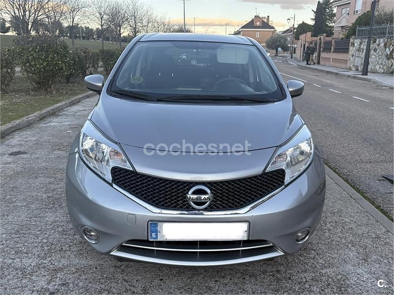Usado Nissan Note Acenta 90 CV (66 kW) 2014 Gris / plata Utilitario