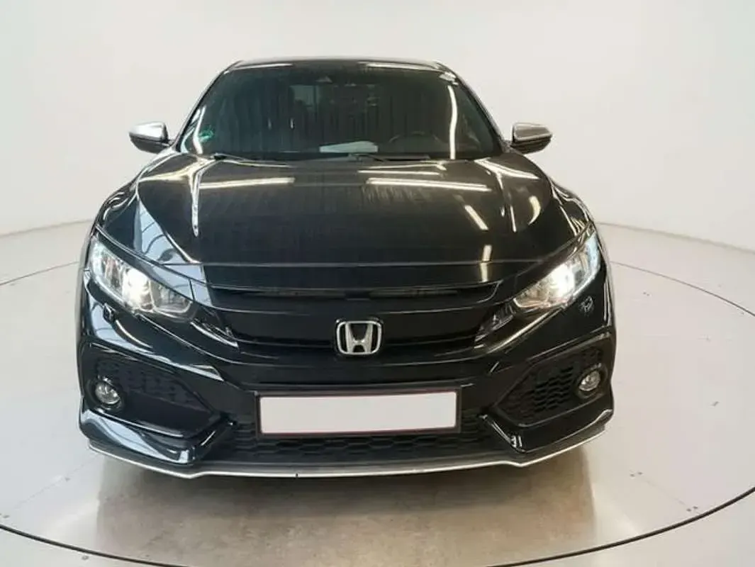 Usado Honda Civic Elegance 120 CV (88 kW) 2020 Negro Utilitario